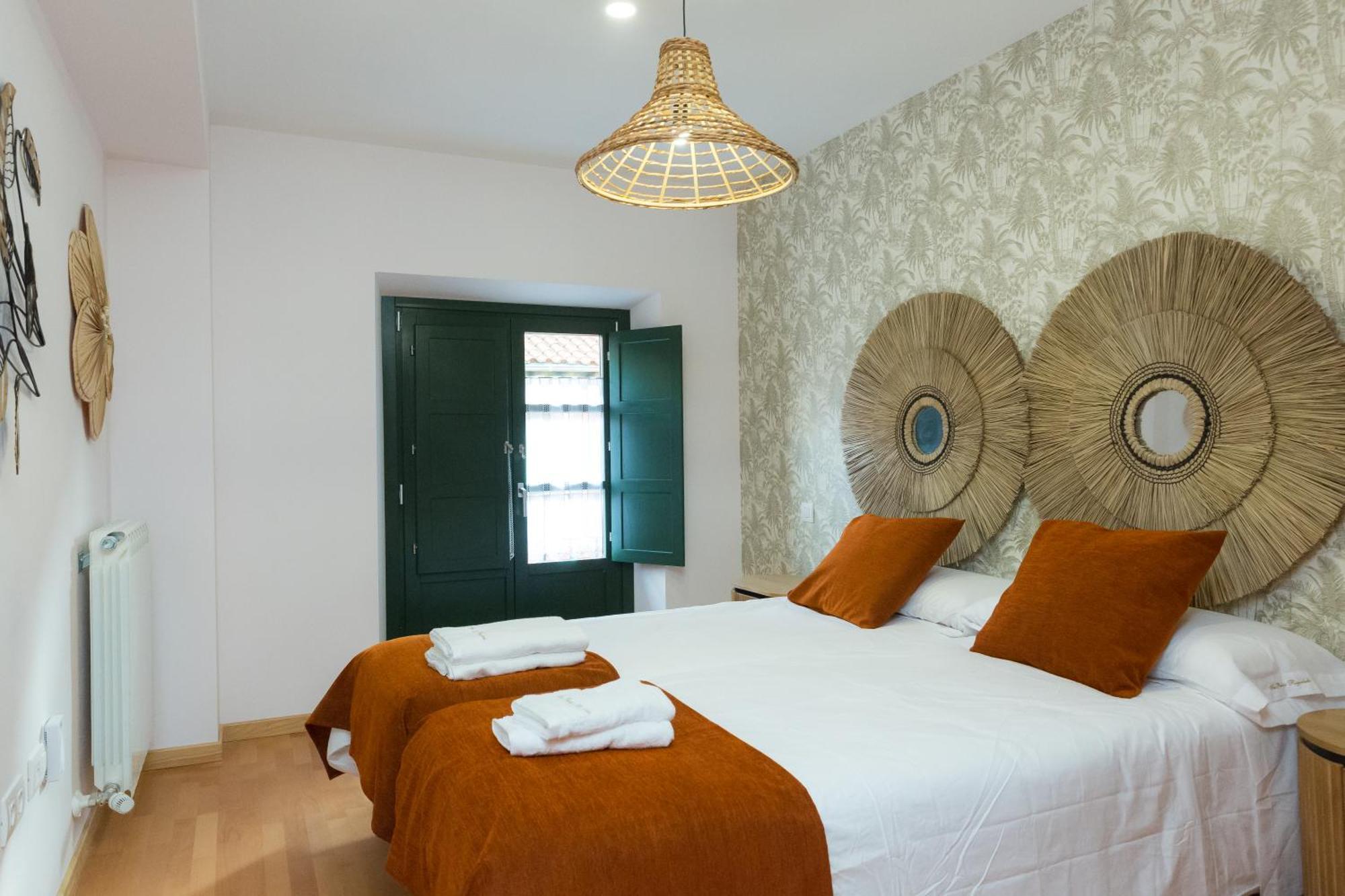 Apartamentos San Pedro Regalado Valladolid Bagian luar foto