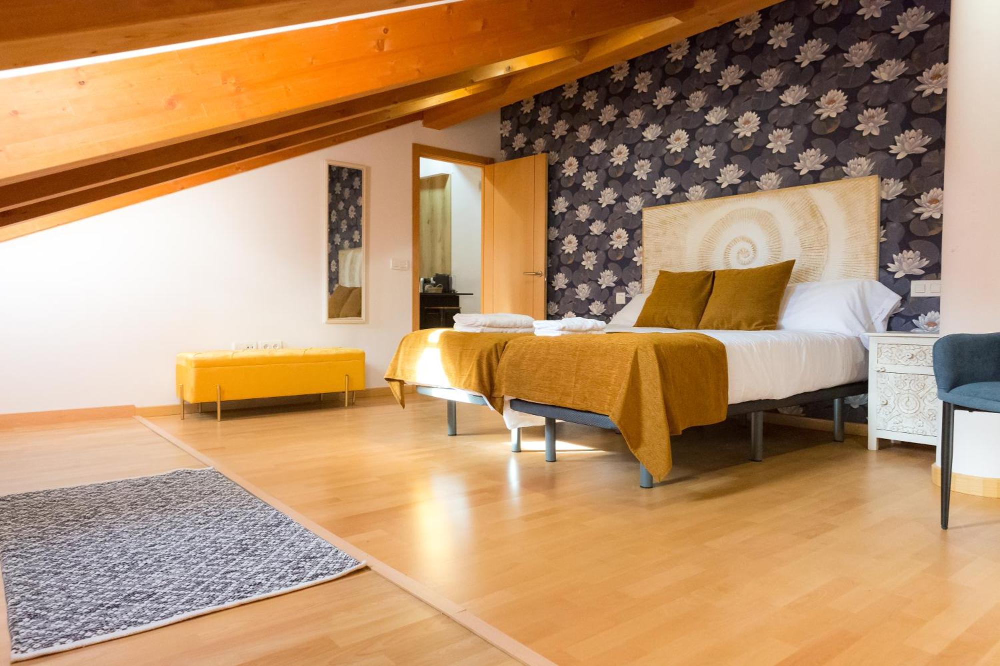 Apartamentos San Pedro Regalado Valladolid Bagian luar foto