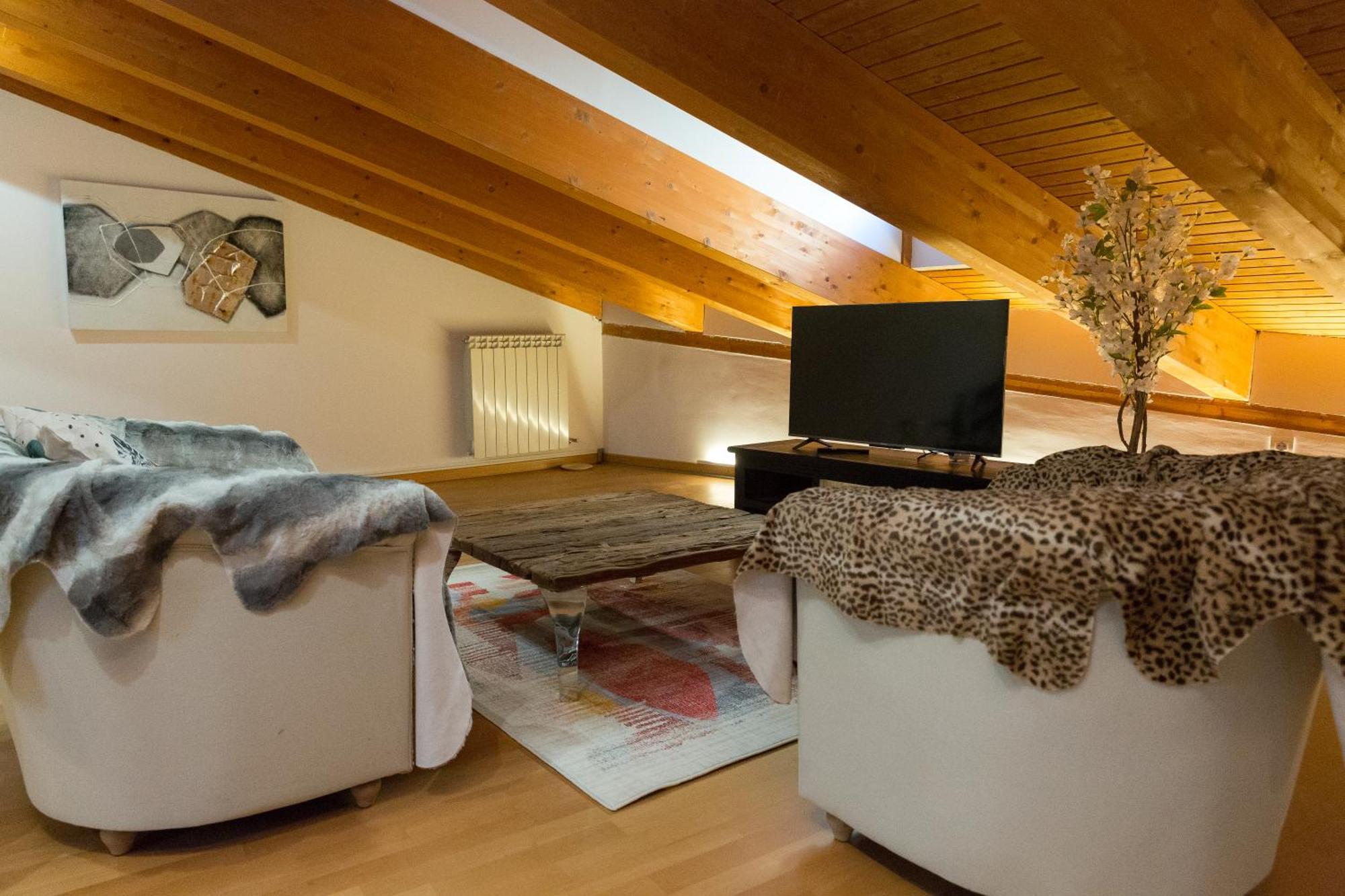 Apartamentos San Pedro Regalado Valladolid Bagian luar foto